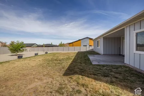Exterior - 5020 Spanish Valley Dr, Moab, UT 84532 photo 9 of 12
