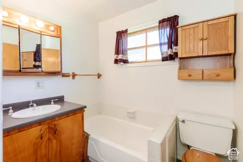 Bath - 3959 S Main St, Nibley, UT 84321 photo 1 of 1