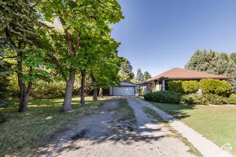 Exterior - 3959 S Main St, Nibley, UT 84321 photo 7 of 8
