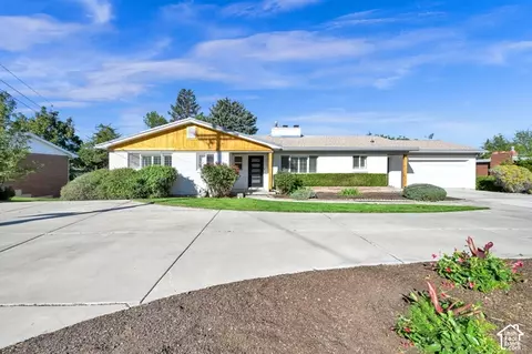 Exterior - 4230 S 2700 E, Holladay, UT 84124 photo 4 of 7