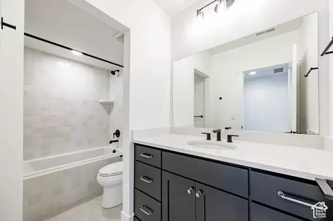 Bath - 371 W Ascent Dr #264, Hideout, UT 84036 photo 7 of 7