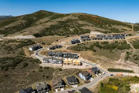 View/Area - 371 W Ascent Dr #264, Hideout, UT 84036 photo 4 of 5