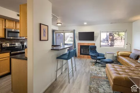 Living - 3253 E Fairway Loop, Moab, UT 84532 photo 1 of 3