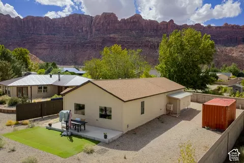 Exterior - 4095 Mountain Ct, Moab, UT 84532 photo 9 of 16