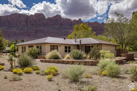 Exterior - 4095 Mountain Ct, Moab, UT 84532 photo 3 of 16