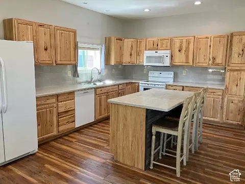 Kitchen - 4095 Mountain Ct, Moab, UT 84532 photo 3 of 4