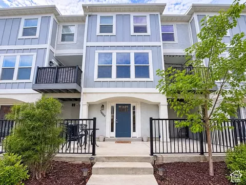 3860 W Mossmorran Ln, Taylorsville, UT 84129