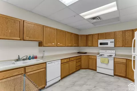 Kitchen - 613 S 1040 E, American Fork, UT 84003 photo 5 of 5