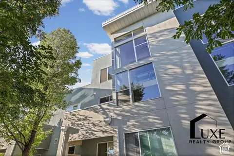 10398 S Clarks Hill Dr #109, South Jordan, UT 84009