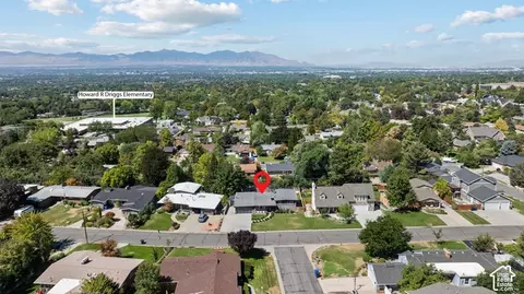 View/Area - 4284 S Vallejo Dr E, Holladay, UT 84117 photo 3 of 10