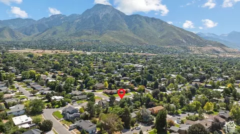 View/Area - 4284 S Vallejo Dr E, Holladay, UT 84117 photo 7 of 10