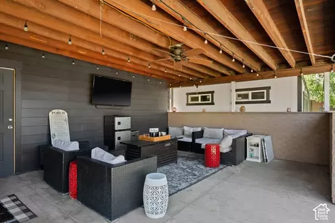 Exterior - 4284 S Vallejo Dr E, Holladay, UT 84117 photo 4 of 15