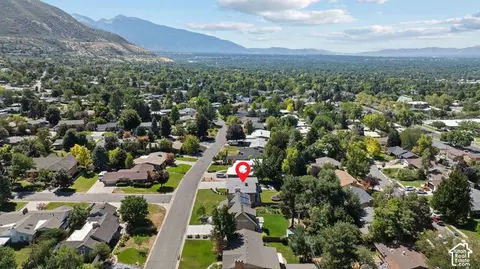 View/Area - 4284 S Vallejo Dr E, Holladay, UT 84117 photo 4 of 10
