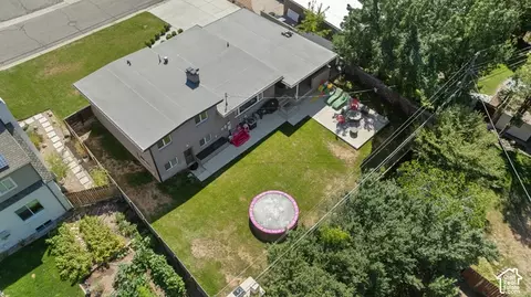 View/Area - 4284 S Vallejo Dr E, Holladay, UT 84117 photo 1 of 10