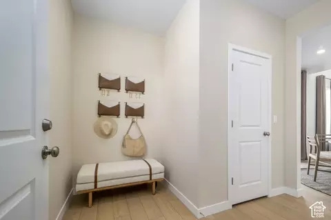 Entry Way - 1533 W Prairie Blue Dr, Eagle Mountain, UT 84005 photo 2 of 2