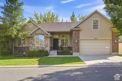 3949 W Sienna Dune Dr, South Jordan, UT 84009