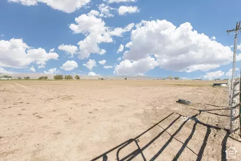 698 W Crooked Ln, Levan, UT 84639 photo 16