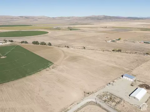 698 W Crooked Ln, Levan, UT 84639 photo 11