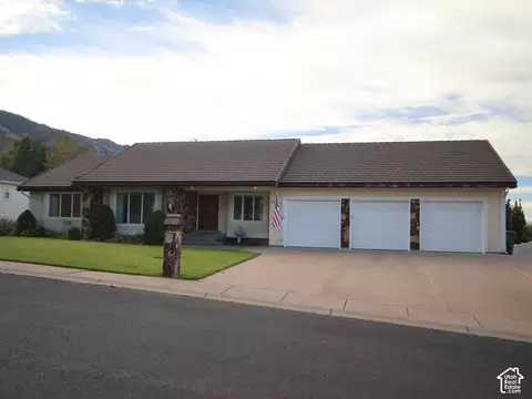 Exterior - 1140 Windsor Dr, River Heights, UT 84321 photo 2 of 16