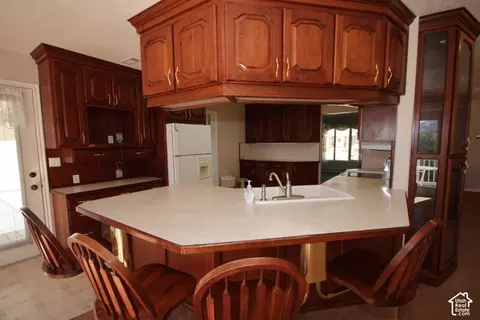Kitchen - 1140 Windsor Dr, River Heights, UT 84321 photo 5 of 6