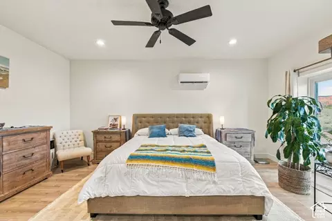 Bedroom - 215 S Copper Rd E, Kanab, UT 84741 photo 2 of 9