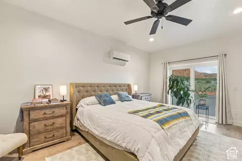 Bedroom - 215 S Copper Rd E, Kanab, UT 84741 photo 1 of 9