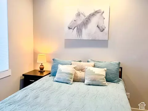 Bedroom - 215 S Copper Rd E, Kanab, UT 84741 photo 9 of 9