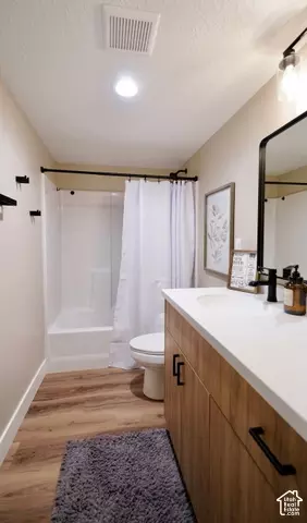 Bath - 23500 N 13936 E, Fairview, UT 84629 photo 3 of 3