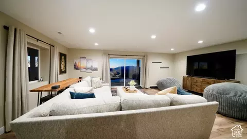 Living - 23500 N 13936 E, Fairview, UT 84629 photo 5 of 8