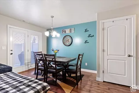 Dining - 1809 E Whitetail Dr, Layton, UT 84040 photo 2 of 2