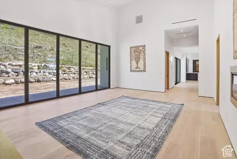 Living - 382 N 900 E, Providence, UT 84332 photo 9 of 19