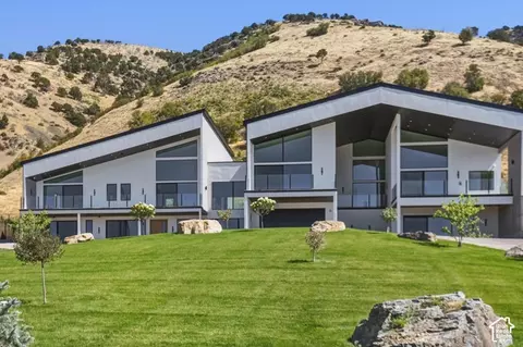 Exterior - 382 N 900 E, Providence, UT 84332 photo 7 of 15