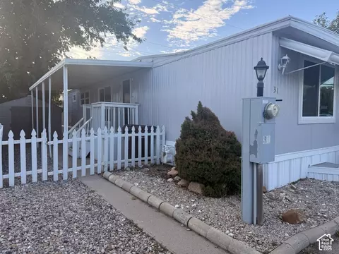 597 N State St E # 31, Orem, UT 84057 photo 2