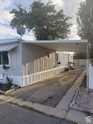 597 N State St E # 31, Orem, UT 84057 photo 4