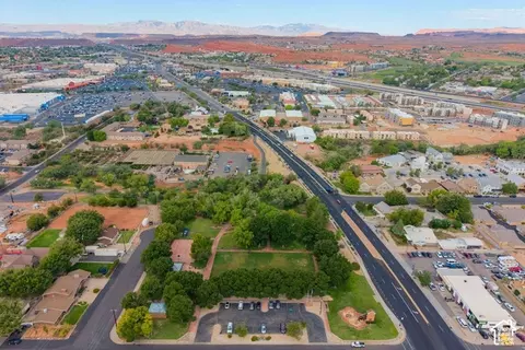 View/Area - 151 W Telegraph St #2, Washington, UT 84780 photo 4 of 5