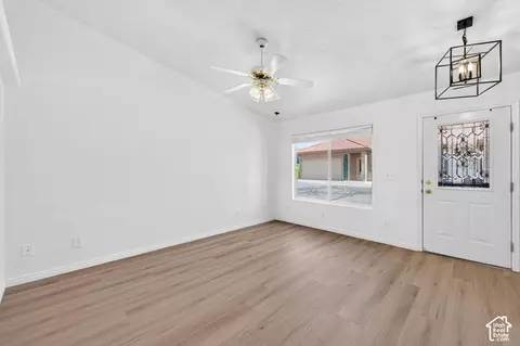 Living - 151 W Telegraph St #2, Washington, UT 84780 photo 3 of 4