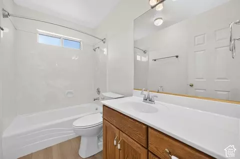 Bath - 151 W Telegraph St #2, Washington, UT 84780 photo 2 of 2