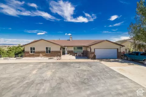 1618 N Hilltop Dr, Vernal, UT 84078