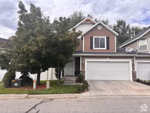 876 E Quinn Ct S, Ogden, UT 84404 photo 2
