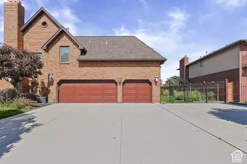 Exterior - 8415 S Red River Rd, Sandy, UT 84093 photo 17 of 25