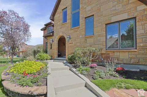 Exterior - 8415 S Red River Rd, Sandy, UT 84093 photo 3 of 25