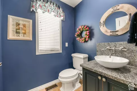 Bath - 8415 S Red River Rd, Sandy, UT 84093 photo 1 of 10
