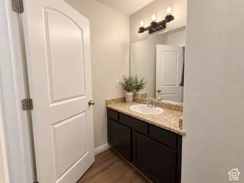 Bath - 11689 S Shadow View Ln, Draper, UT 84020 photo 3 of 6