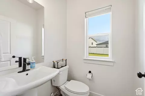 Bath - 698 E 600 S, Hyrum, UT 84319 photo 1 of 2