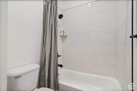 Bath - 690 E Desert Cactus Dr, Washington, UT 84780 photo 6 of 6