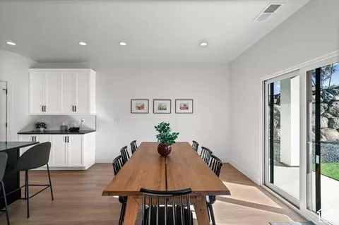 Dining - 690 E Desert Cactus Dr, Washington, UT 84780 photo 3 of 3