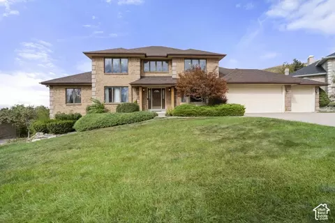 Exterior - 1373 Pheasant Ridge Cir, Bountiful, UT 84010 photo 2 of 6