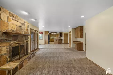 Living - 1373 Pheasant Ridge Cir, Bountiful, UT 84010 photo 1 of 8