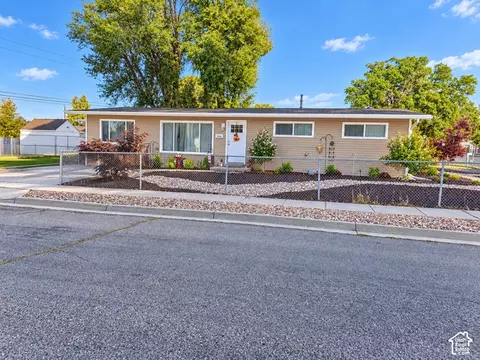 Exterior - 1558 N 400 W, Sunset, UT 84015 photo 2 of 14