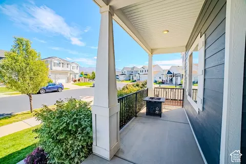 Exterior - 171 N 480 E, Vineyard, UT 84059 photo 6 of 9